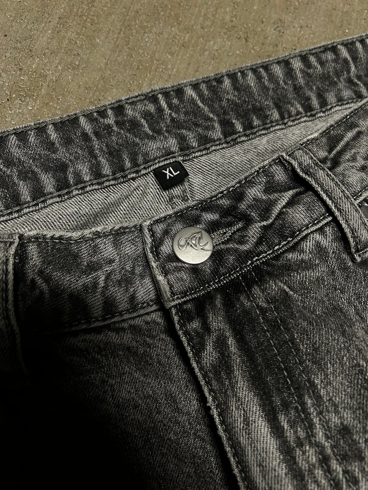 Trxppy Clothing Flared Zipper Jeans